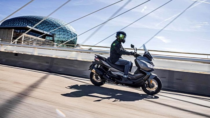 Voge SR4 MAX SMART